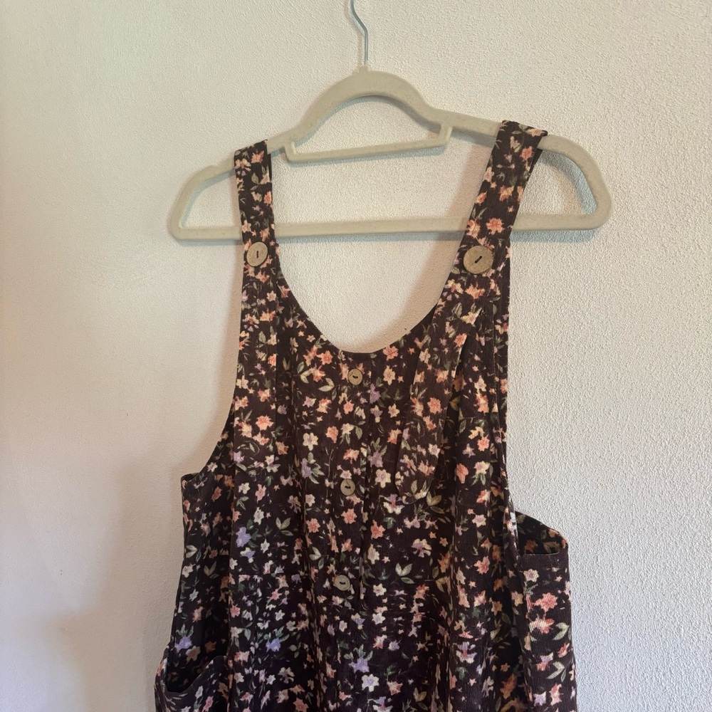 vestique Floral Brown and Pink Sleeveless Jumpsuit - Picture 5 of 8